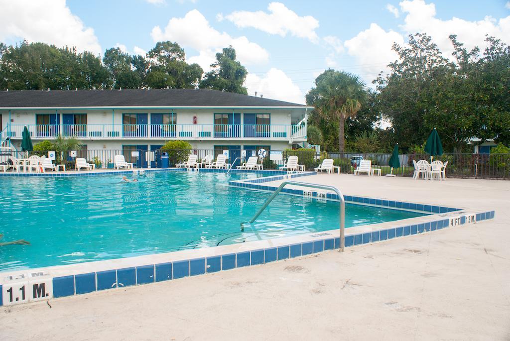 Main Gate Kissimmee Formally Road Way Inn Celebration Exterior photo